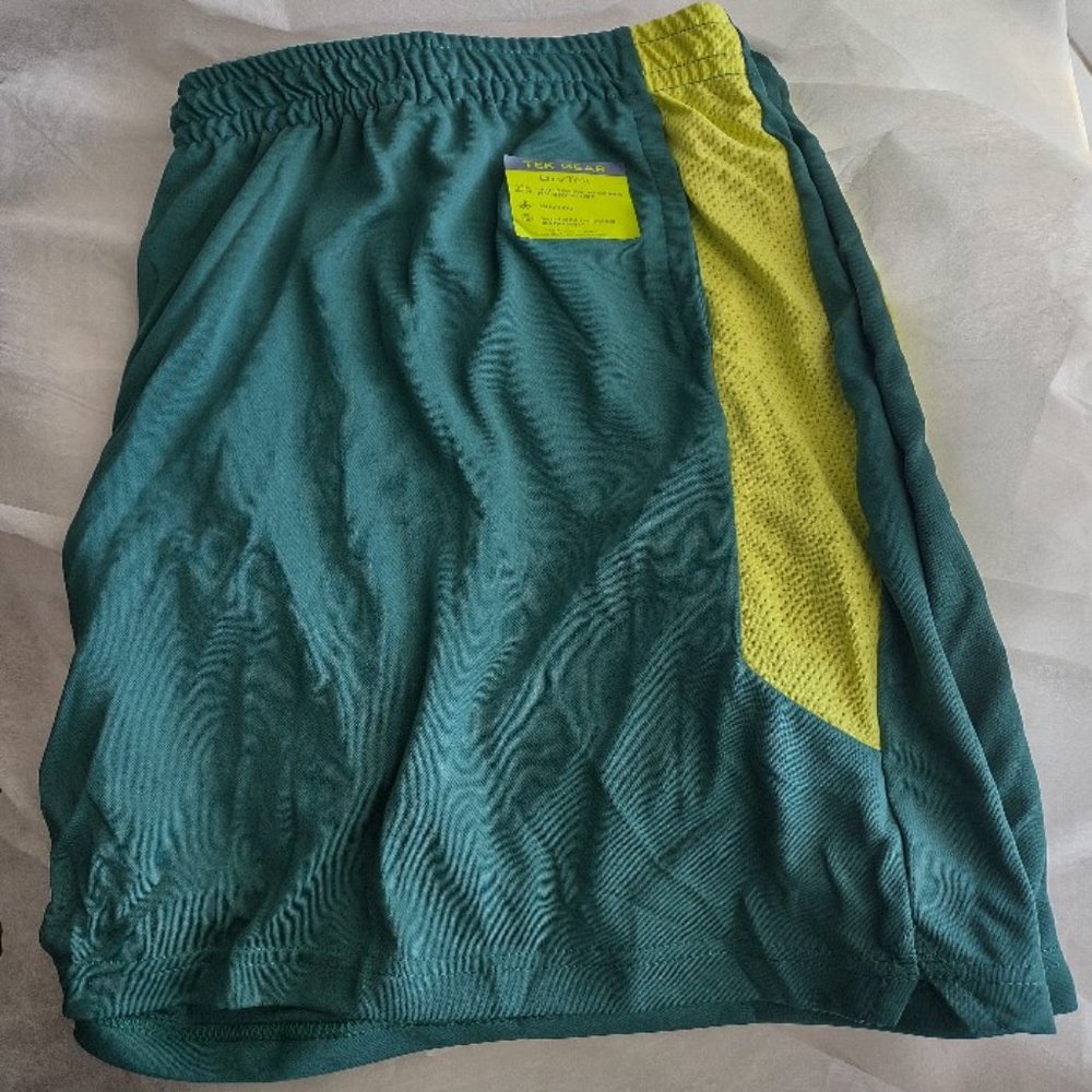 Men's Tek Gear Active Shorts ~ Dry Tek NWT New - Picture 2 of 5